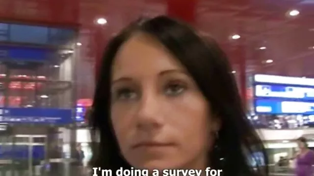 Las tres de estas bellezas se volvieron tanto contra el chico que no pudo soportarlo y terminaron con sus acciones. videos porno gratis castellano