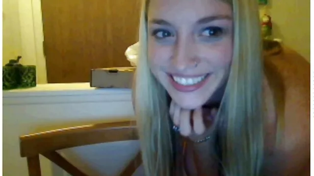 La rubia Alexa Grace se traga una peliculas adultos online polla negra y folla con un negro