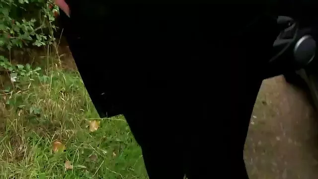 Joven peliculas xxx gay en español rubia en látex negro es follada en anal