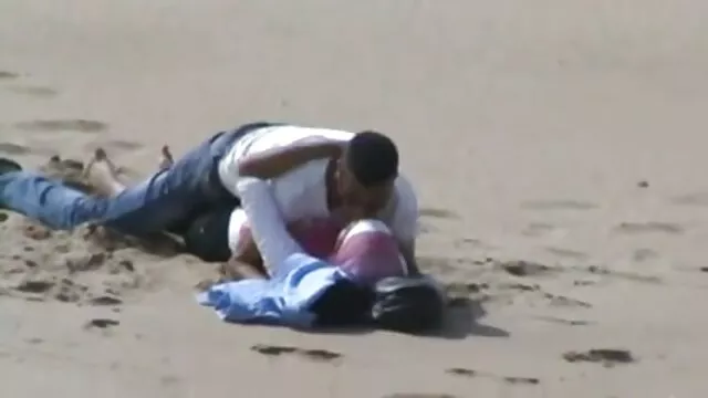 El tipo hace fotos de como se folla a insesto en español su novia bbw