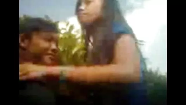 Una tierna morena xvideos hd en español en medias lame un dulce coño a una rubia lesbiana