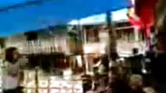 Un vecino llamó a la puerta peliculas xxx completas del tío, la llevó a la ducha y la folló duro por todos los agujeros.
