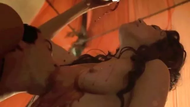 La chica parece estar bailando con el culo y no es de extrañar que su pareja xvideos hd en español en la primera oportunidad le tomara el culo a esta puta.