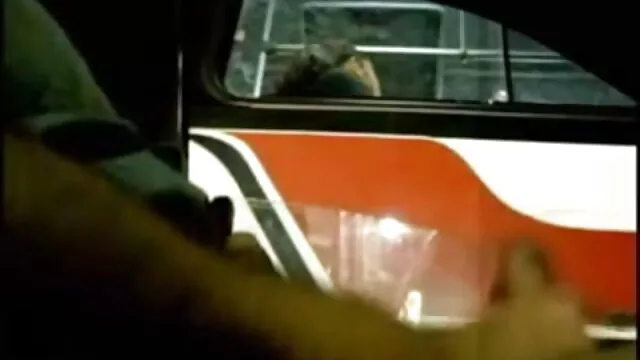 Joven zorra sobre rodillos folla con un chico videos pornográficos en castellano