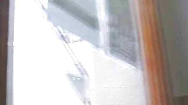 Chica se masturba para porno español camara un chico en la webcam