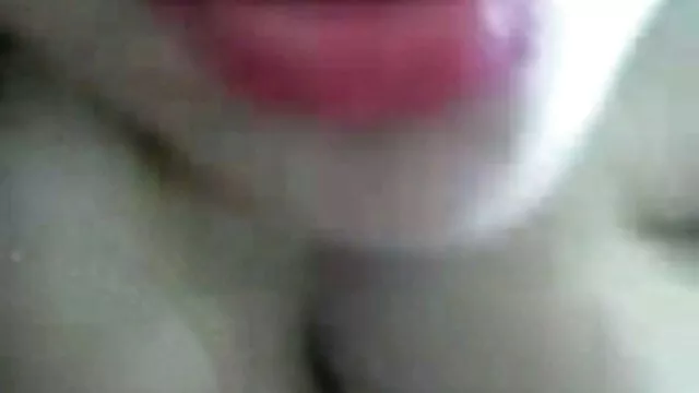 Una puta madura y maduras viciosas españolas su joven novia follan con un tío