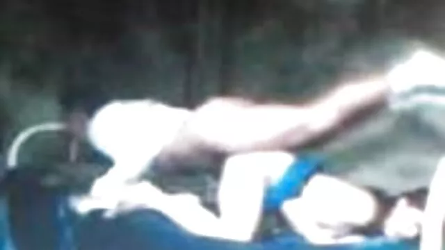 Dos chicas porn en castellano depravadas tetonas organizaron un trío con un joven