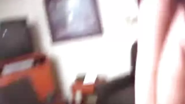 De las caricias de un chico ingenioso, la chica perdió la cabeza y se entregó al guapo hombre por completo y videos porno de cumlouder sin dejar rastro. Y no necesitas abrigos de piel ni restaurantes
